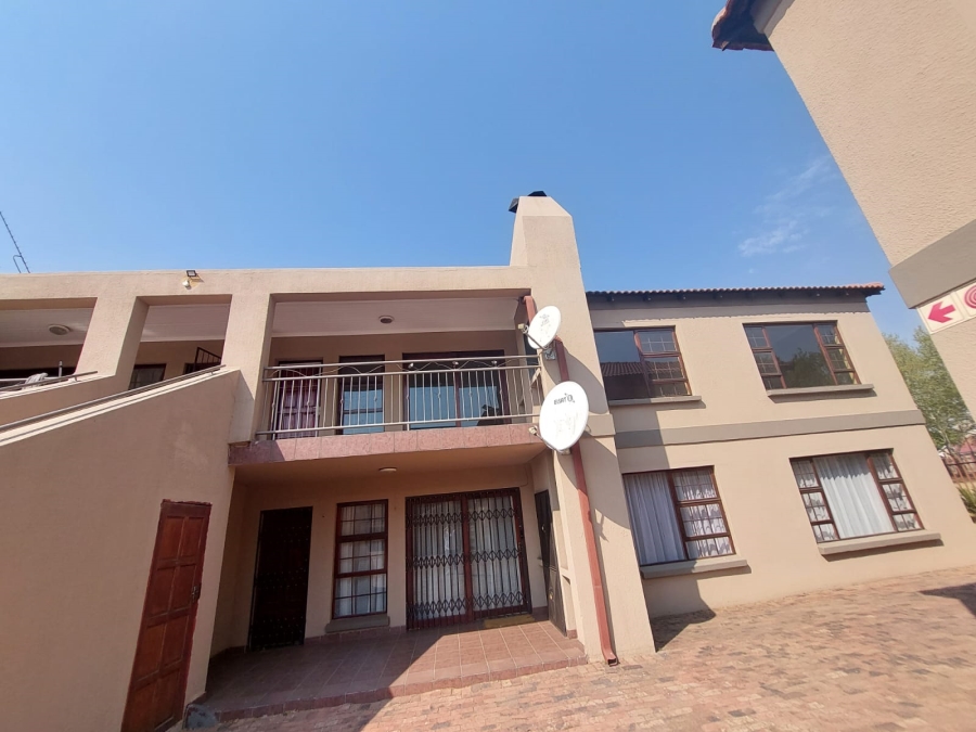 3 Bedroom Property for Sale in Vaalpark Free State